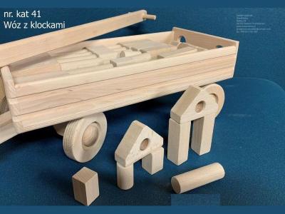 41-woz-z-klockami